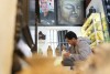 Nghệ nhân trẻ khôi phục dòng gốm men Thanh Hà