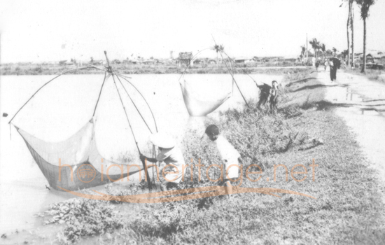 Collecting images to publish the photo book "Quang Nam past and present"