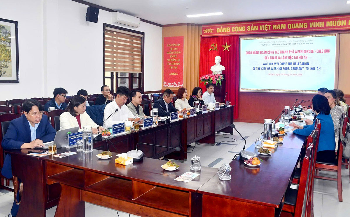 lam viec doan duc 2025