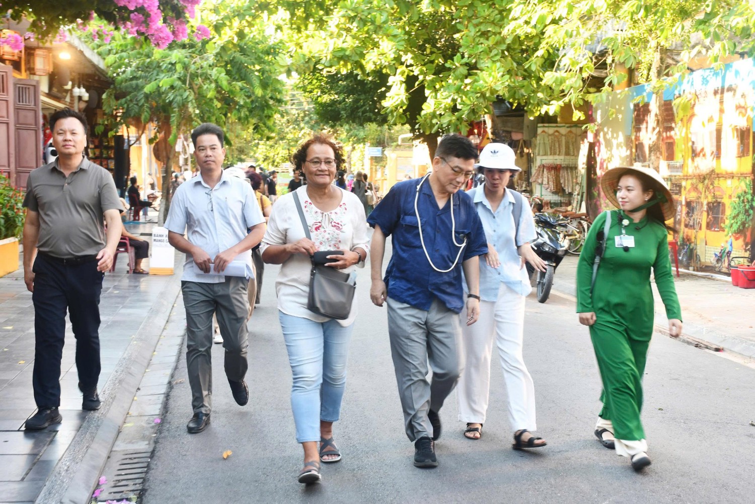 Đón tiếp, làm việc với Đoàn chuyên gia Chương trình Ký ức thế giới của UNESCO